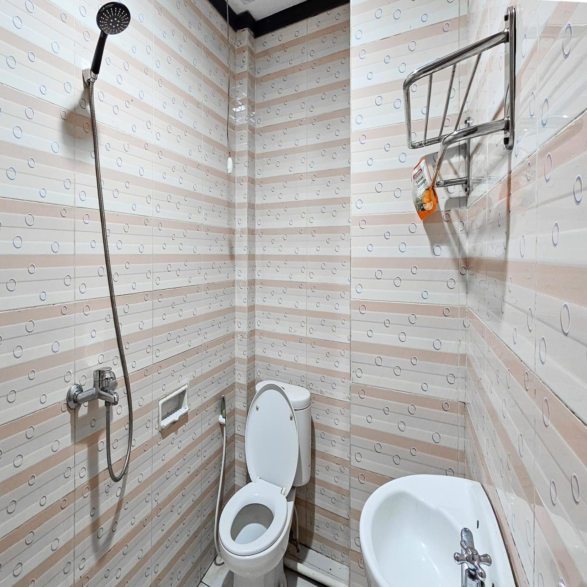 Urbanview Hotel Kharisma Banjarmasin Banjarmasin  Extérieur photo