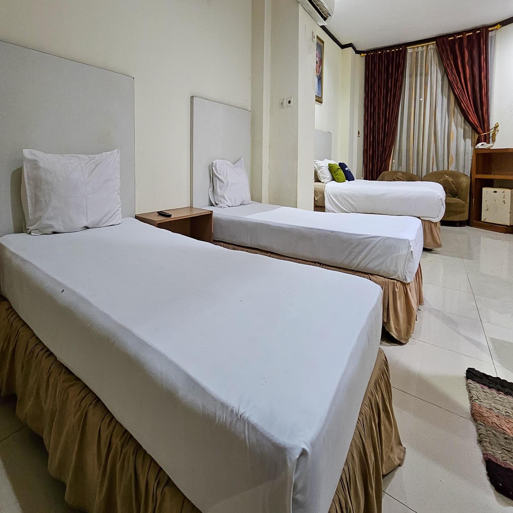 Urbanview Hotel Kharisma Banjarmasin Banjarmasin  Extérieur photo