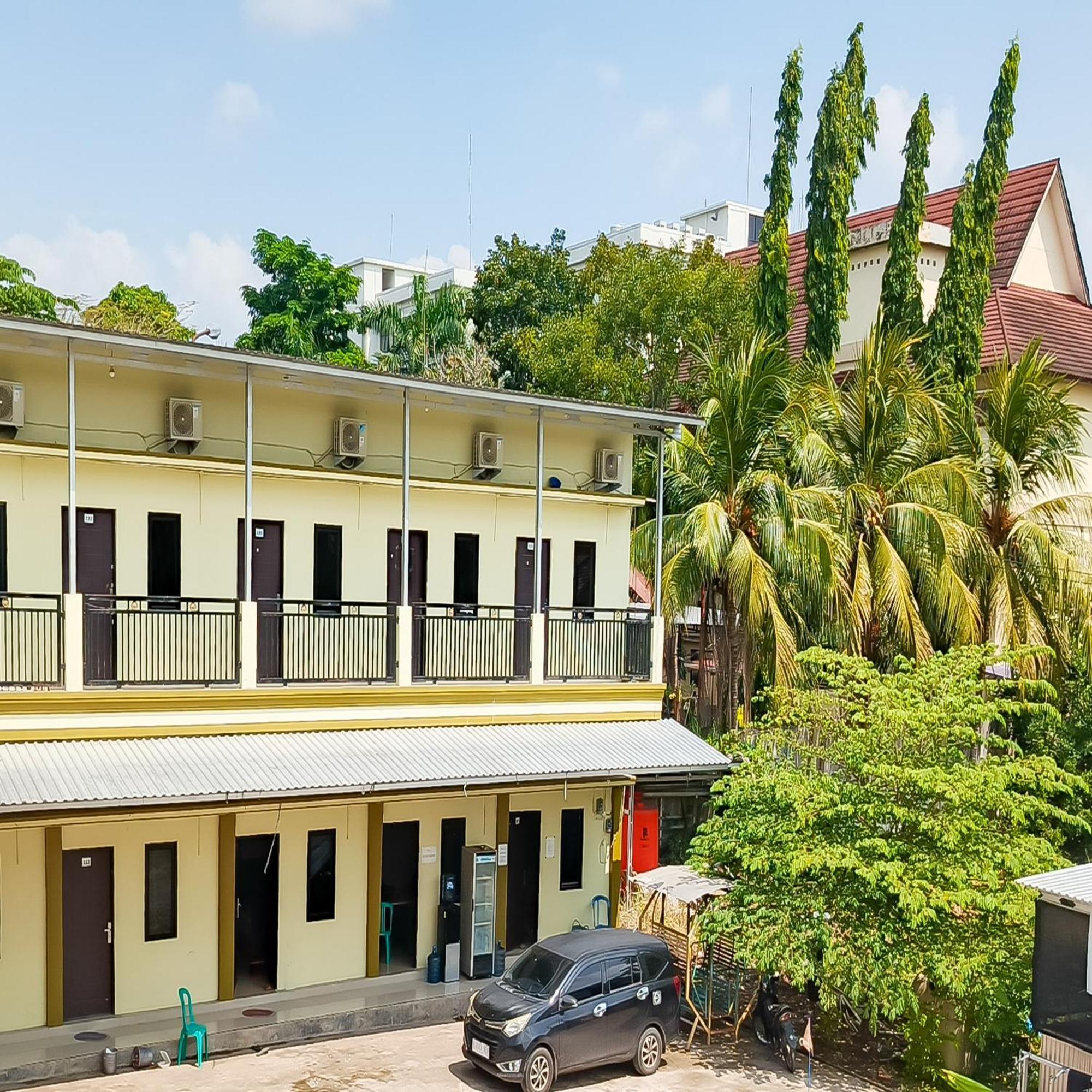 Urbanview Hotel Kharisma Banjarmasin Banjarmasin  Extérieur photo